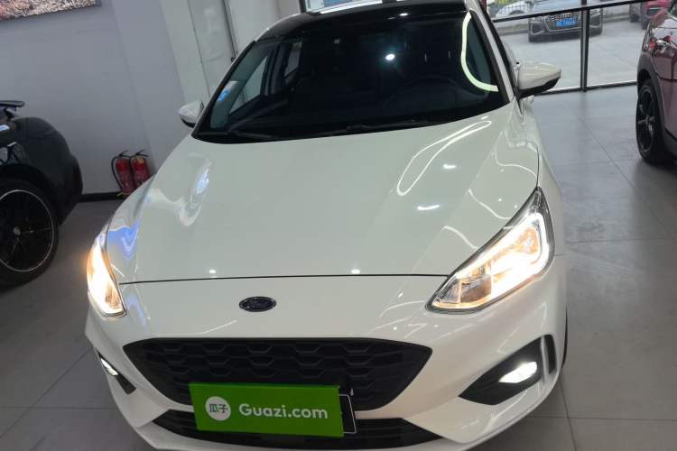 Used Ford Focus 2020 Sedan EcoBoost 180 Automatic Trend Edition Front