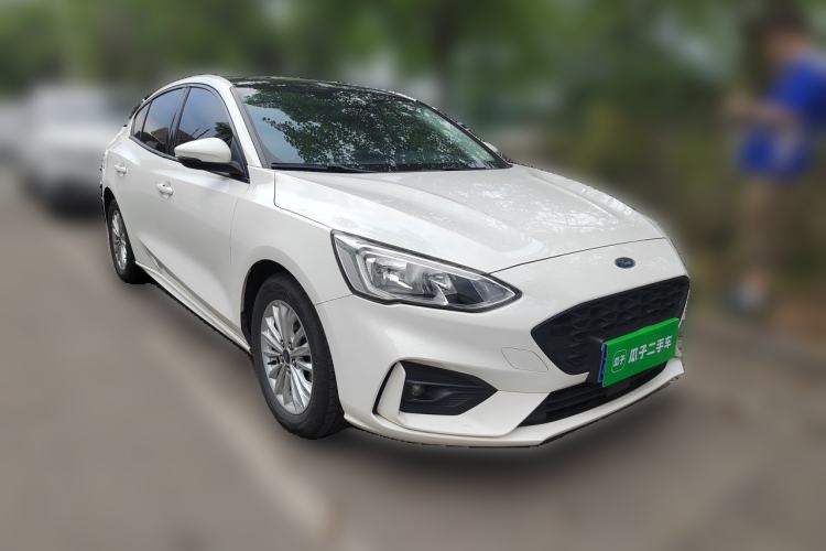 Used Ford Focus 2020 Sedan EcoBoost 180 Automatic Trend Edition Front Right 45 Deg