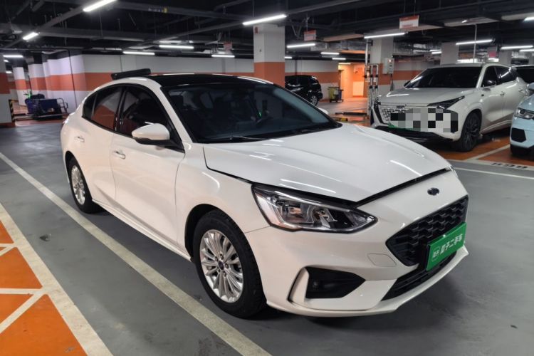 Used Ford Focus 2020 Sedan EcoBoost 180 Automatic Trend Edition Front Right 45 Deg