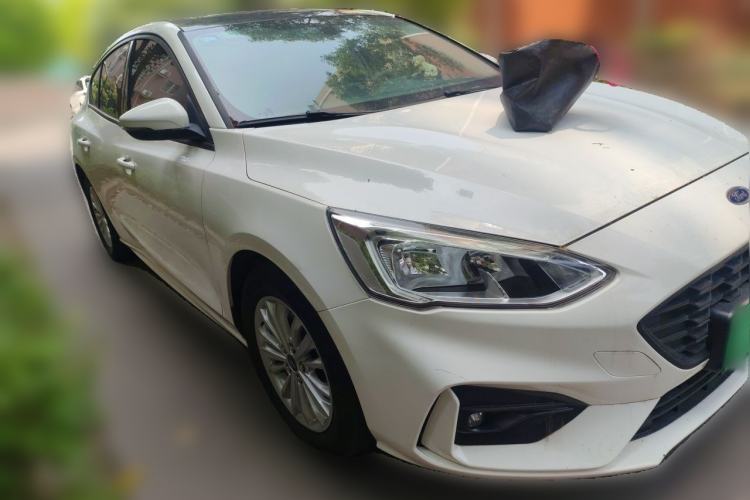 Used Ford Focus 2020 Sedan EcoBoost 180 Automatic Trend Edition Front Right 45 Deg