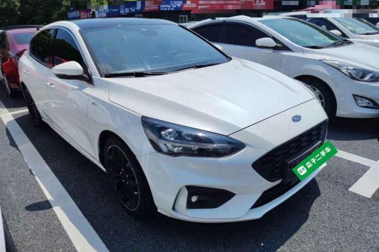 Used Ford Focus 2020 Sedan EcoBoost 180 Automatic ST Line Front Right 45 Deg