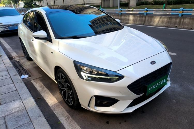 Used Ford Focus 2020 Sedan EcoBoost 180 Automatic ST Line Front Right 45 Deg