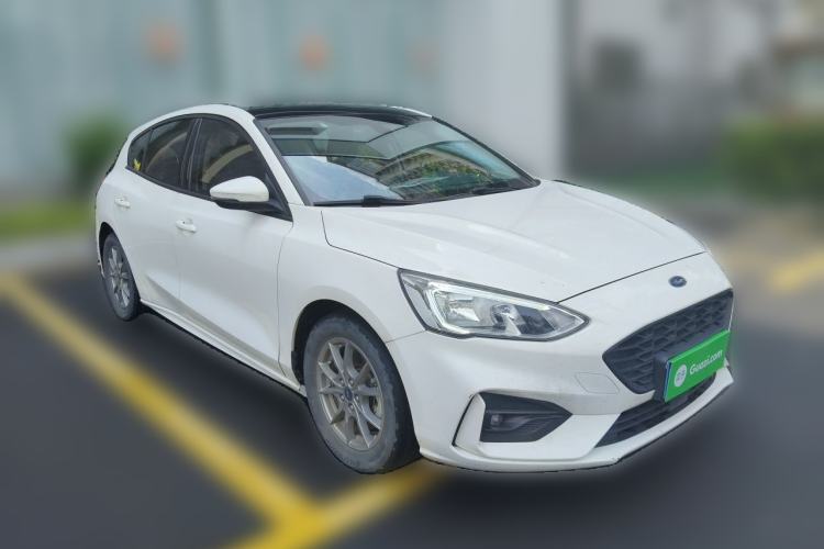 Used Ford Focus 2020 Hatchback EcoBoost 180 Automatic Trend Edition Front Right 45 Deg