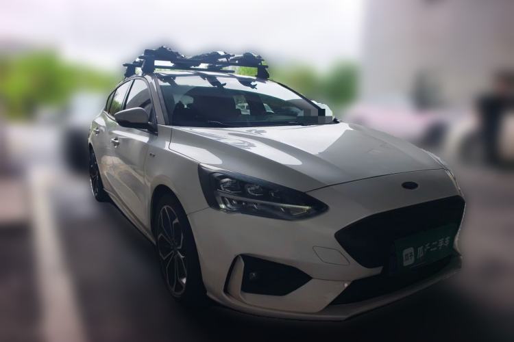 Used Ford Focus 2020 Hatchback EcoBoost 180 Automatic ST Line Front Right 45 Deg
