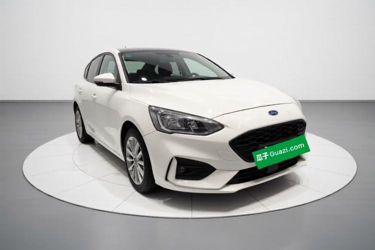 Used Ford Focus 2020 Sedan EcoBoost 180 Automatic Trend Edition Front Right 45 Deg