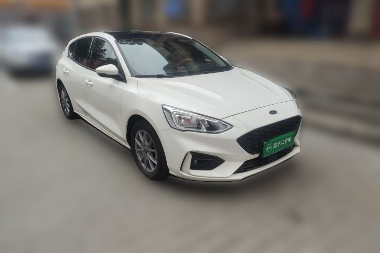 Used Ford Focus 2020 Hatchback EcoBoost 180 Automatic Trend Edition Front Right 45 Deg