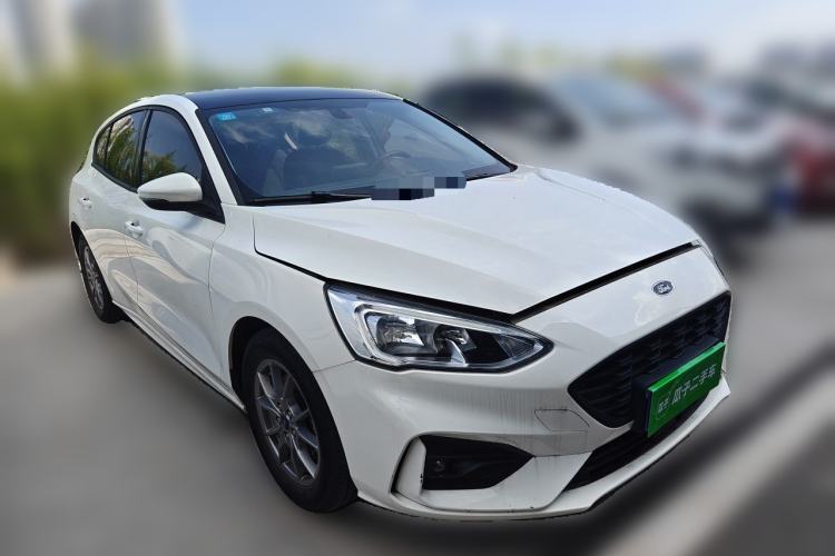 Used Ford Focus 2020 Hatchback EcoBoost 180 Automatic Trend Edition Front Right 45 Deg