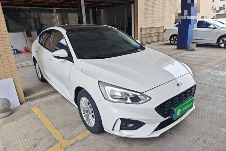 Used Ford Focus 2020 Sedan EcoBoost 180 Automatic Trend Edition Front Right 45 Deg