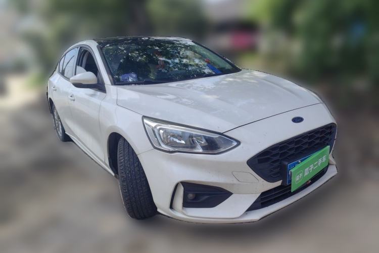 Used Ford Focus 2020 Sedan EcoBoost 180 Automatic Trend Edition Front Right 45 Deg