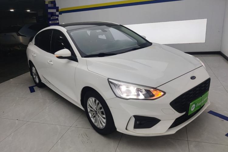 Used Ford Focus 2020 Sedan EcoBoost 180 Automatic Trend Edition Front Right 45 Deg