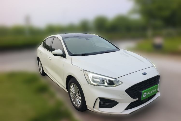 Used Ford Focus 2020 Sedan EcoBoost 180 Automatic Trend Edition Front Right 45 Deg