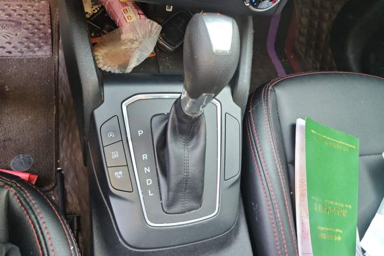 Used Ford Focus 2020 Sedan 1.5L Automatic Sharp Edition Gear Lever