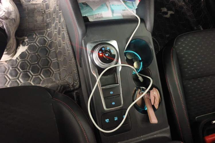 Used Ford Focus 2020 Hatchback EcoBoost 180 Automatic ST Line Gear Lever