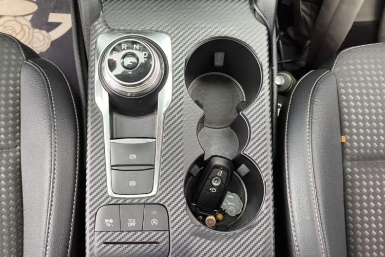Used Ford Focus 2020 Hatchback EcoBoost 180 Automatic Trend Edition Gear Lever