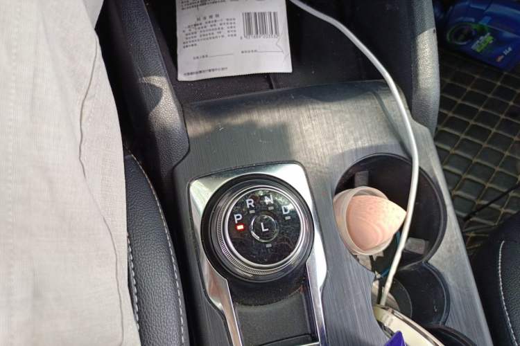 Used Ford Focus 2020 Hatchback EcoBoost 180 Automatic Trend Edition Gear Lever