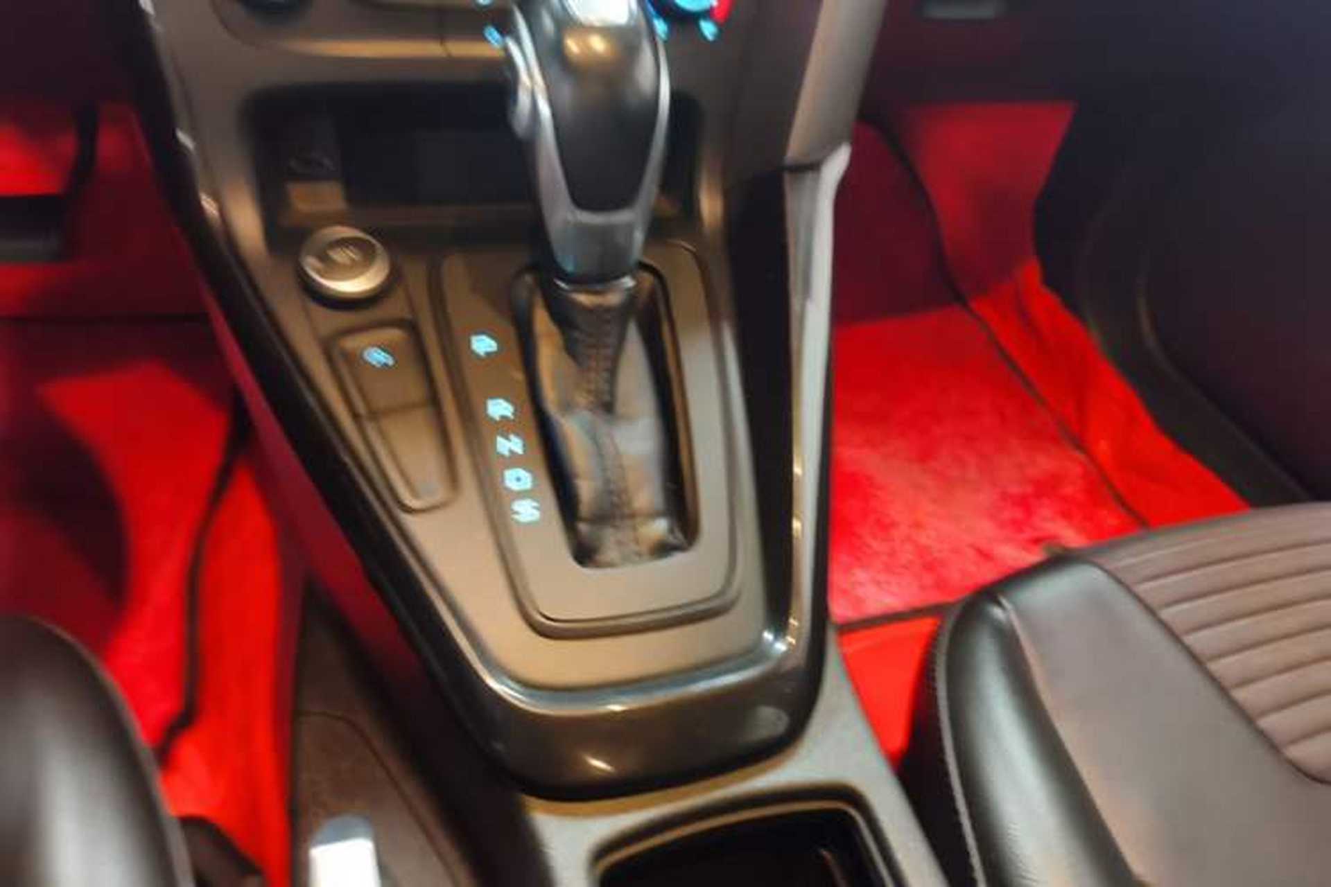 Used Ford Focus 2020 Hatchback Classic 1.5L Automatic Trendy Model Gear Lever