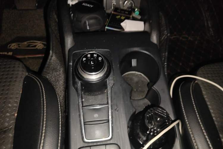 Used Ford Focus 2020 Sedan EcoBoost 180 Automatic Trend Edition Gear Lever