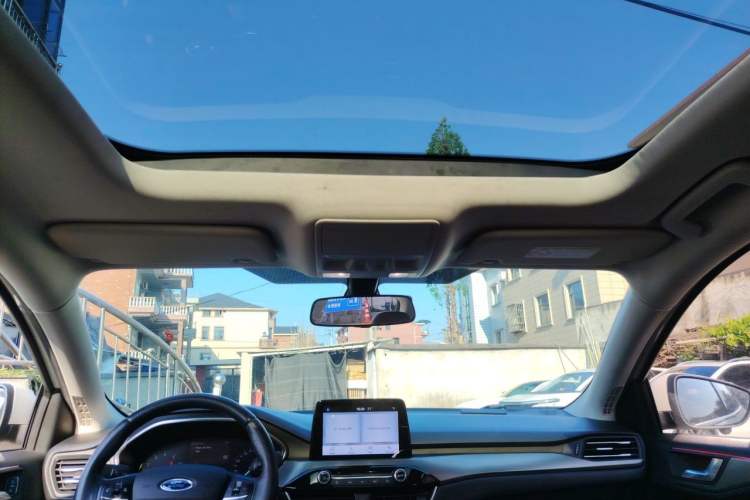 Used Ford Focus 2020 Sedan EcoBoost 180 Automatic Trend Edition Headliner