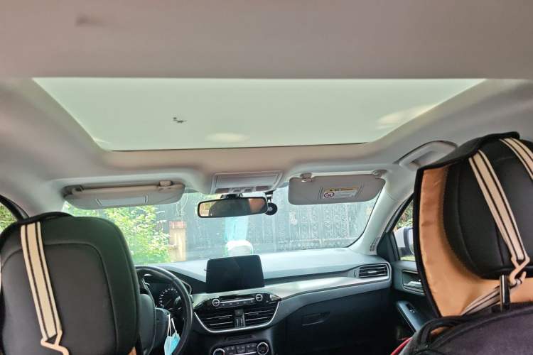 Used Ford Focus 2020 Sedan EcoBoost 180 Automatic Trend Edition Headliner