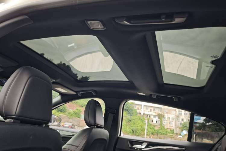 Used Ford Focus 2020 Sedan EcoBoost 180 Automatic ST Line Headliner