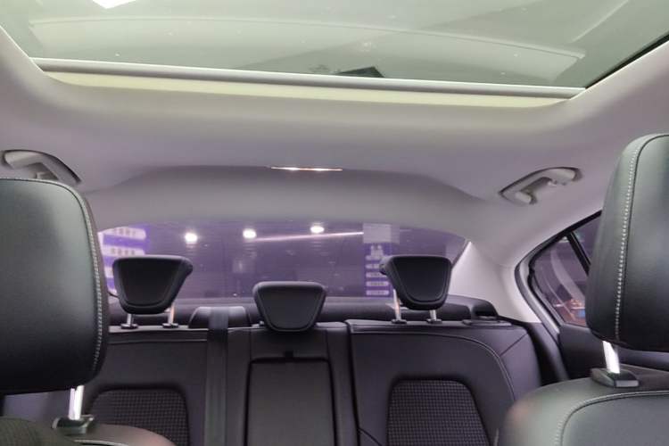 Used Ford Focus 2020 Sedan EcoBoost 180 Automatic Trend Edition Headliner