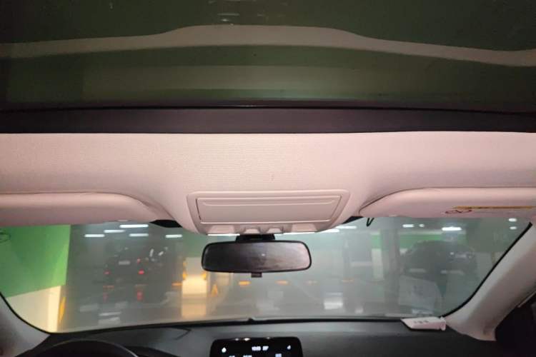Used Ford Focus 2020 Hatchback EcoBoost 180 Automatic Trend Edition Headliner