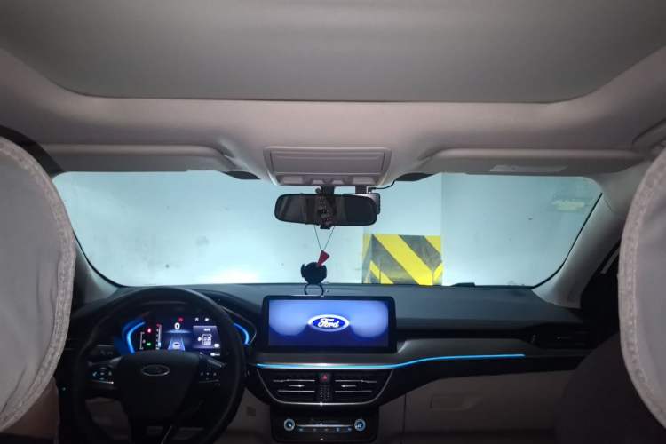 Used Ford Focus 2020 Sedan EcoBoost 180 Automatic Trend Edition Headliner