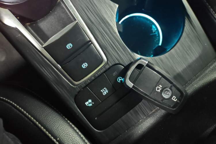 Used Ford Focus 2020 Sedan EcoBoost 180 Automatic Trend Edition Interior 1