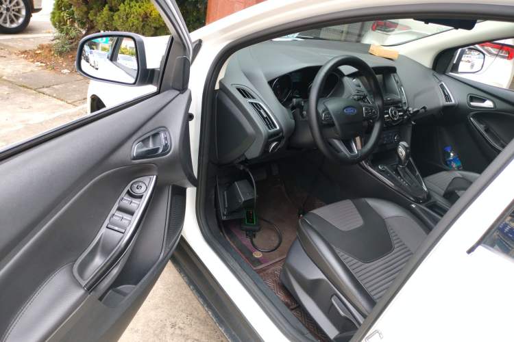 Used Ford Focus 2020 Hatchback Classic 1.5L Automatic Trendy Model Interior 3