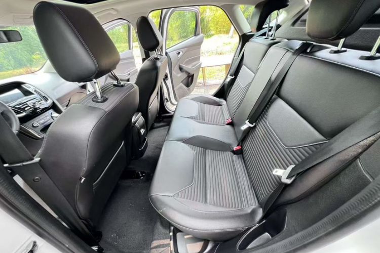 Used Ford Focus 2020 Hatchback Classic 1.5L Automatic Trendy Model Interior 3
