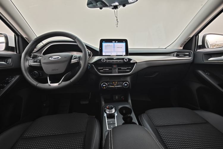Used Ford Focus 2020 Sedan EcoBoost 180 Automatic Trend Edition Interior 4