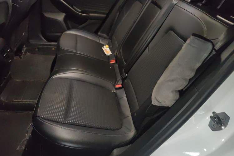 Used Ford Focus 2020 Hatchback EcoBoost 180 Automatic Trend Edition Interior 4