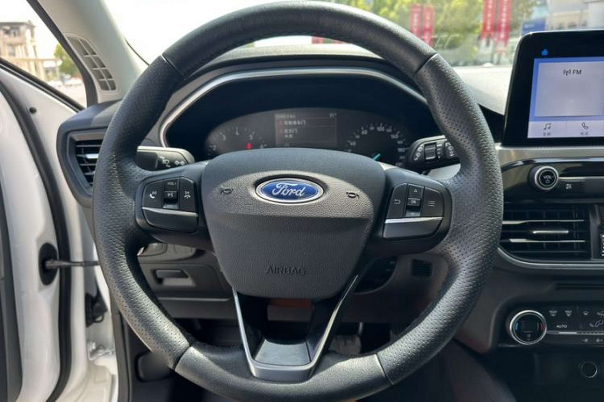 Used Ford Focus 2020 Hatchback EcoBoost 180 Automatic Trend Edition Interior 5