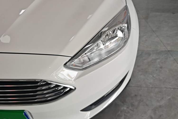 Used Ford Focus 2020 Hatchback Classic 1.5L Automatic Trendy Model Left Front Headlight