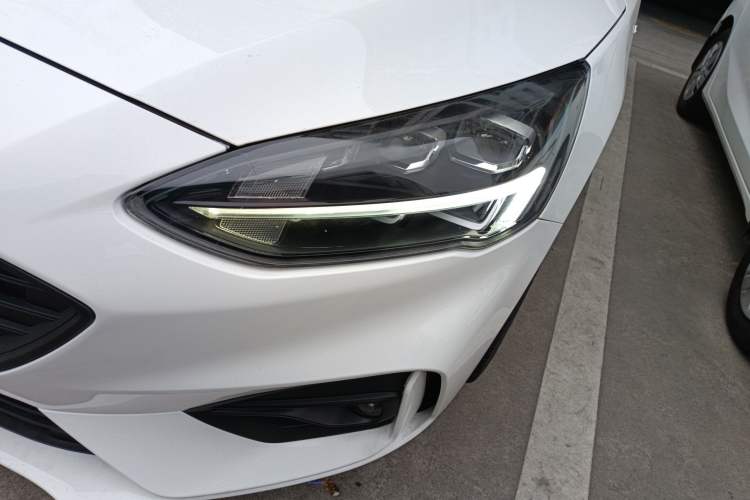 Used Ford Focus 2020 Sedan EcoBoost 180 Automatic ST Line Left Front Headlight