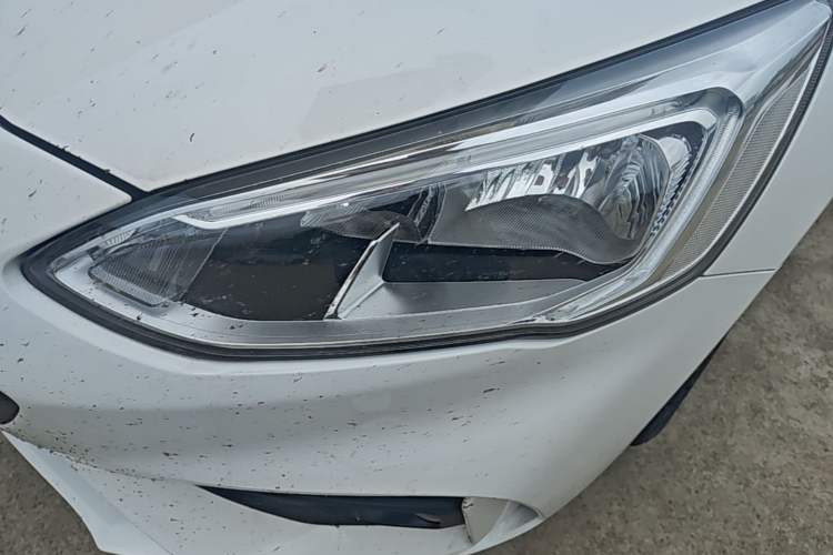 Used Ford Focus 2020 Sedan EcoBoost 180 Automatic Trend Edition Left Front Headlight