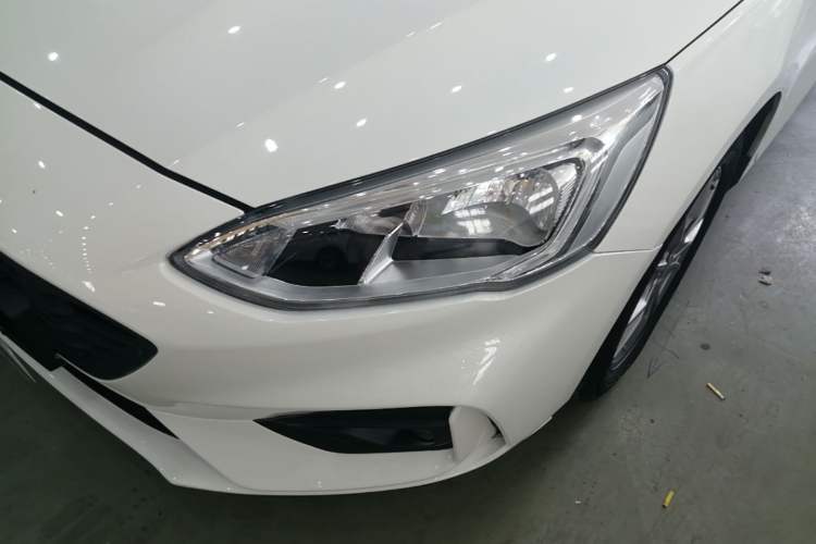 Used Ford Focus 2020 Hatchback 1.5L Automatic Sharp Edition Left Front Headlight