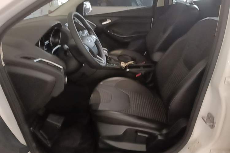 Used Ford Focus 2020 Hatchback Classic 1.5L Automatic Trendy Model Left Front Seat