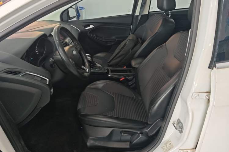 Used Ford Focus 2020 Hatchback Classic 1.5L Automatic Trendy Model Left Front Seat