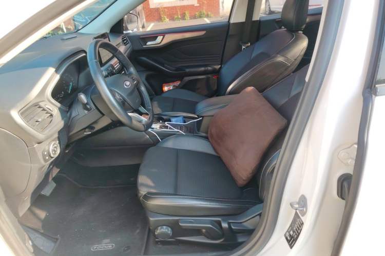 Used Ford Focus 2020 Sedan EcoBoost 180 Automatic Trend Edition Left Front Seat