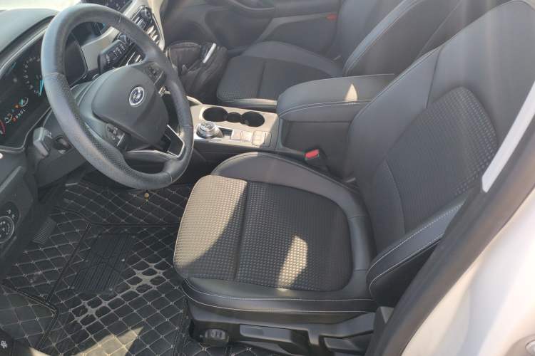 Used Ford Focus 2020 Hatchback EcoBoost 180 Automatic Trend Edition Left Front Seat