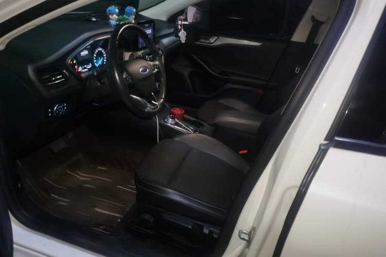 Used Ford Focus 2020 Sedan EcoBoost 180 Automatic Trend Edition Left Front Seat