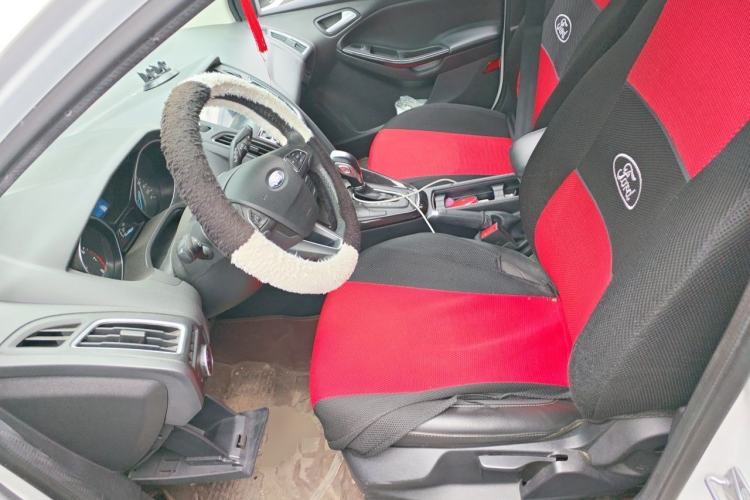 Used Ford Focus 2020 Hatchback Classic 1.5L Automatic Trendy Model Left Front Seat