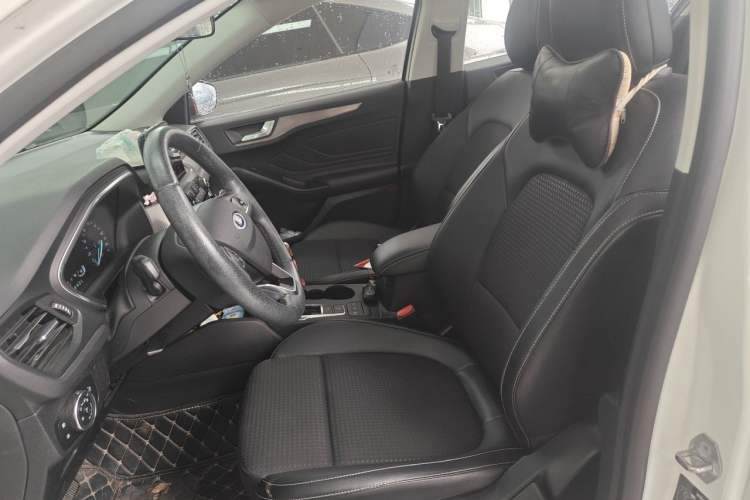 Used Ford Focus 2020 Hatchback EcoBoost 180 Automatic Trend Edition Left Front Seat