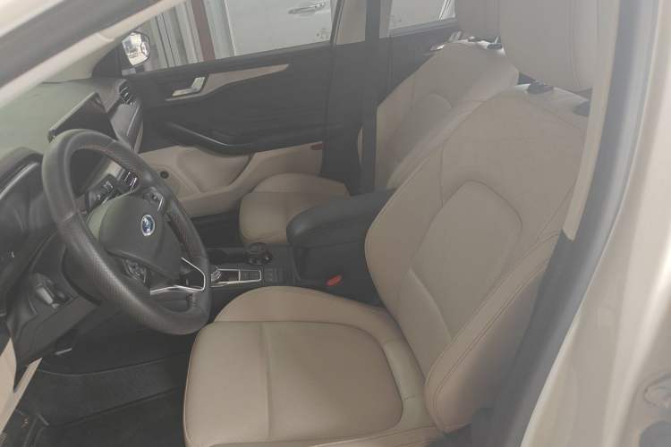 Used Ford Focus 2020 Sedan EcoBoost 180 Automatic Trend Edition Left Front Seat