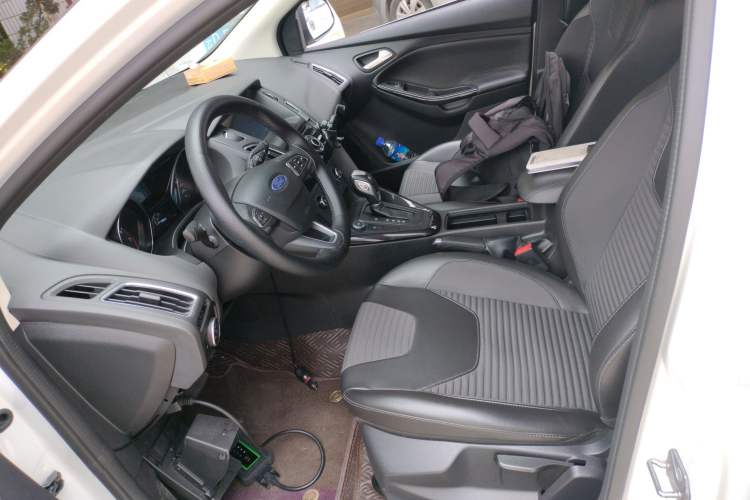 Used Ford Focus 2020 Hatchback Classic 1.5L Automatic Trendy Model Left Front Seat