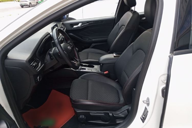 Used Ford Focus 2020 Sedan EcoBoost 180 Automatic ST Line Left Front Seat