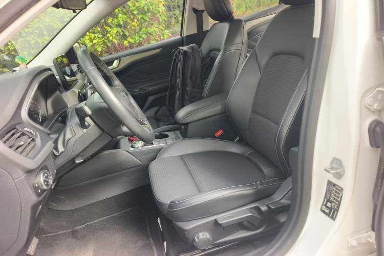Used Ford Focus 2020 Sedan EcoBoost 180 Automatic Trend Edition Left Front Seat