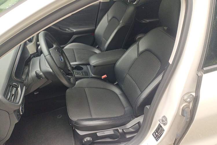 Used Ford Focus 2020 Hatchback EcoBoost 180 Automatic Trend Edition Left Front Seat