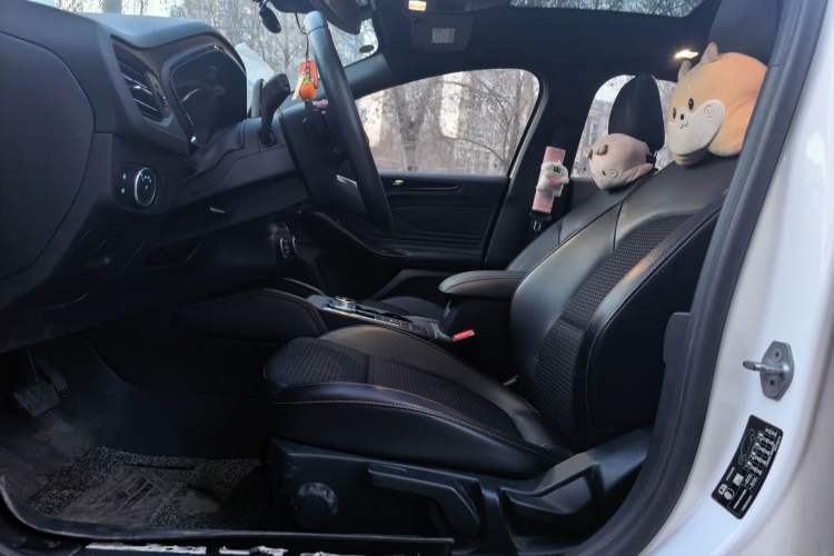 Used Ford Focus 2020 Hatchback EcoBoost 180 Automatic ST Line Left Front Seat